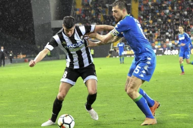 VLASNIK UDINEZEA OČAJAN: Završićemo kao Titanik, ako se ne probudimo