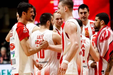 (FOTO) Zvezda izjednačila na 1:1 u finalnoj seriji protiv ekipe Budućnosti