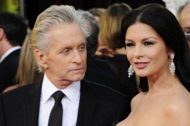 HITNA POMOĆ I POLICIJA U KUĆI SLAVNOG GLUMCA: Mentalno zdravlje mu nije dobro, strahuju povratku alkoholu!