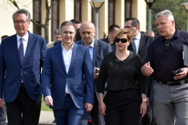 (VIDEO,FOTO) Ruski i srpski "zmajevi" zajedno: KRIMINALCI, CRNO VAM SE PIŠE!