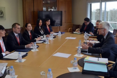 REBIĆ U NIONU: Za Interpol nije pametno da primi Kosovo