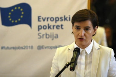 Ana Brnabić čestitala Majdovu