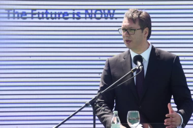 VUČIĆ: Ne znam Levandovskog, lopovi lažu!