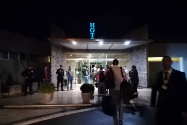 Košarkaši Zvezde napadnuti u Podgorici! Navijači Budućnosti vikali: Zaklaćemo vas!