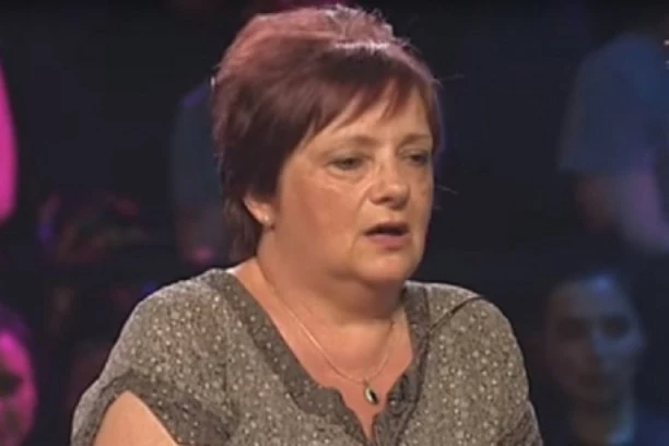 Ne može ćerka biti drugačija od majke: Kijina mama brutalno o Luni i Anabeli, poslala surovu poruku!