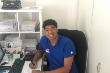 Mušidi produžio ugovor sa Megom