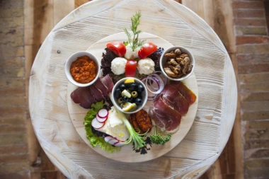 ŠEF KUHINJE KUVA ZA VAS: Proleće u tanjiru!