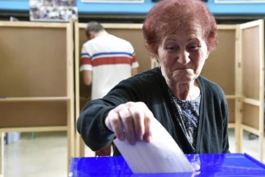 CRNA GORA BIRA PREDSEDNIKA: Do 19 sati odziv 58.6 odsto!