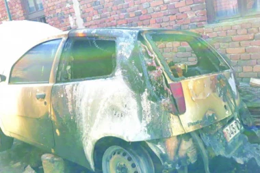 Eksplozija pred kućom porodice Dimkovski: ZAPALILI SU MI AUTO POD PROZOROM DEČJE SOBE