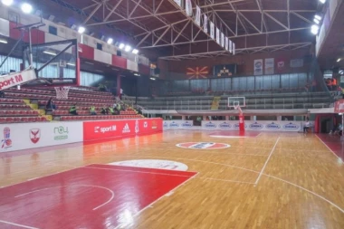 CIRKUS U MAKEDONIJI: Košarkaški derbi odložen zbog kvara na semaforima