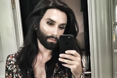 (FOTO) ŠOK! SEĆATE SE KONČITE, ŽENE SA BRADOM?! Sada je nećete prepoznati, samo pogledajte šta je uradila sa sobom!