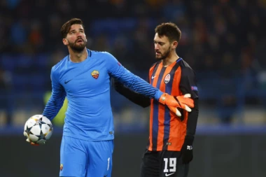 Roma ne pušta na leto "Mesija među golmanima"