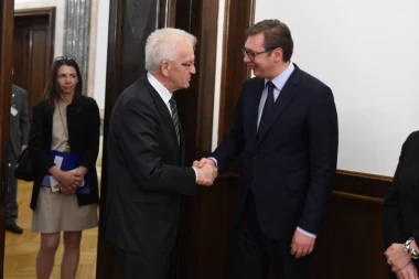 VUČIĆ O KOSOVU: Rešenje neće biti bezbolno za Srbe