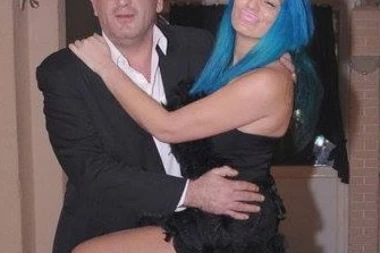 HTELI DA MU UKRADU 5 MILIONA EVRA! Čumeta bivša žena uz pomoć Dijane Hrkalović i Velje Nevolje gurnula u zatvor!