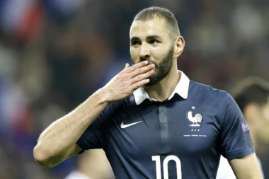 (VIDEO) Zvezda Reala otkrila zašto ne peva himnu svoje zemlje!