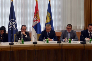 MILIČKOVIĆ SA DELEGACIJOM NATO: Razgovarali o saradnji u vanrednim situacijama