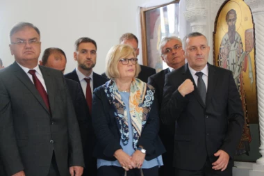 SRPSKA AMBASADORKA DOBILA PRETNJE OD HRVATA: Da se ja pitam notu biste - pojeli