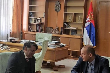 LONČAR SA AMERIČKIM PROFESOROM PARVAIZOM: Dogovoren program obuke u kolorektalnoj hirurgiji