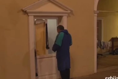 MIKI IH ZATEKAO DOK SU IMALI S*KS! Luna i Sloba UHVAĆENI!