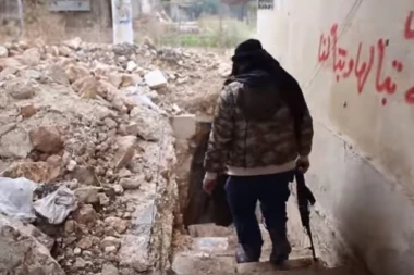 Sirijski vojnici pronašli OGROMNU količinu oružja terorista