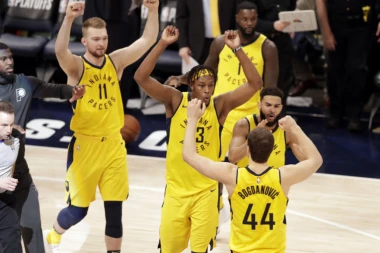 "Kavaljeri" prepustili pobedu Indijani: "Čarobnjaci" se vatili u život