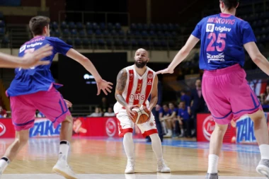 (VIDEO) ZNA SE KO JE ŠAMPION: Košarkaši Zvezde deklasirali Megu