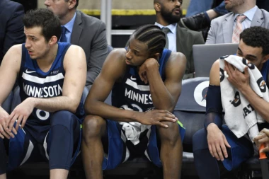 Bjeličino veče za zaborav, Minesota slavila