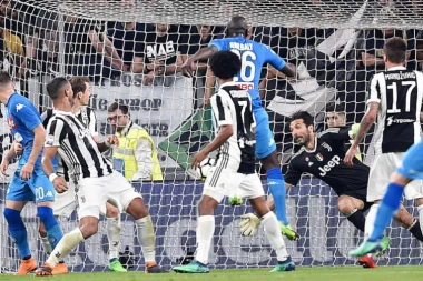 (VIDEO) ŠOK U TORINU: Napoli pobedio Juventus golom u 90. minutu!