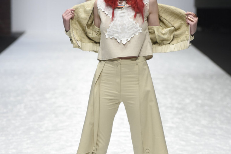 Model Melanije Vasić iz Fashion incubator-a