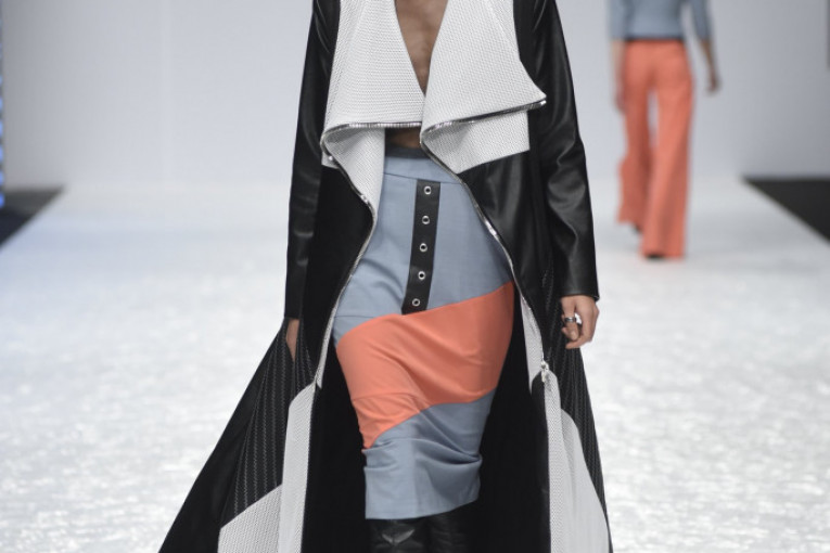 Model Milice Cenerić iz Fashion incubator-a