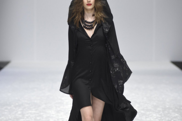 Model Lane Pavlović