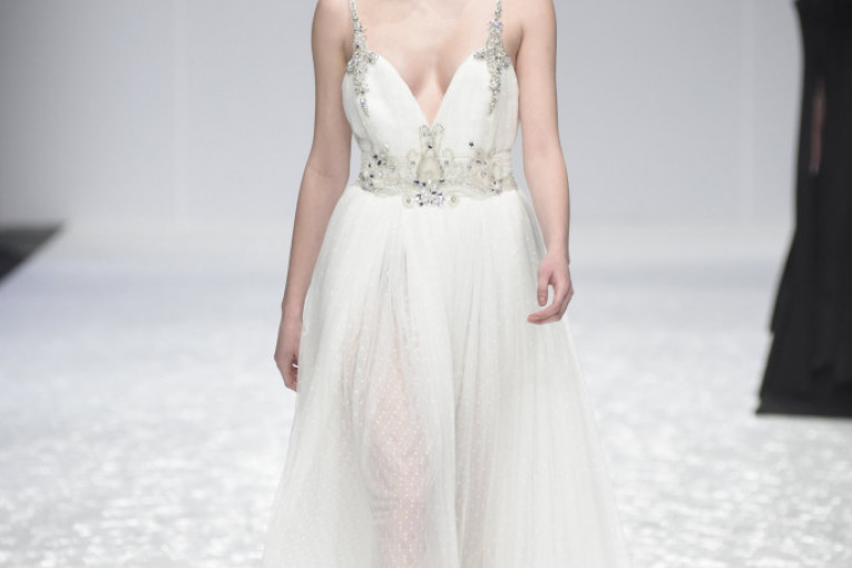 Model Valentine Obradović