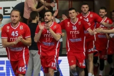 MALINA VODI U POLUFINALE: Borac srušio Dinamik, Muti Nikoliću pozillo