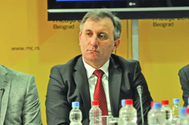 HAZBO GODINAMA HTEO DA ME IMA: Novi detalji seks-afere prvog čoveka opštine Sjenica