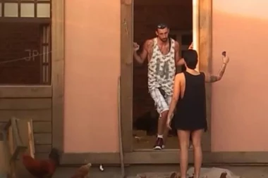 (VIDEO) MINA OPET JURI ĐEKSONA!