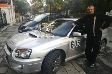 DOKTOR NAUKA I "DOKTOR" ZA RESTAURACIJU OLDTAJMERA