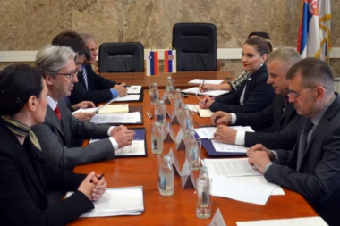 SASTANAK Srbije i Slovenije! Glavna tema kriminal i migranti