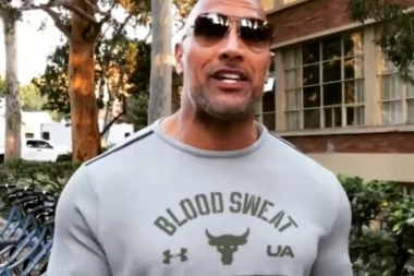 GLUMAC POSTAO OTAC, pa objavio fotku s BEBOM!