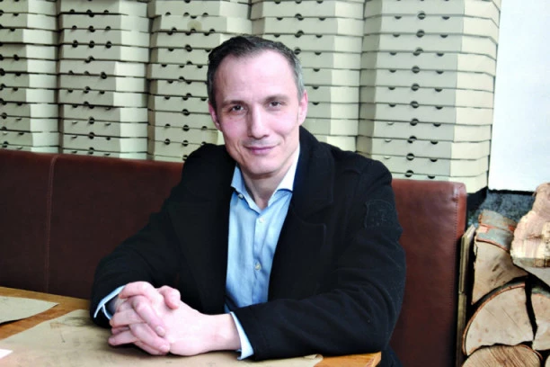 Šokiran: Timotijeviću prete na Instagramu zbog gej scene u "Južnom vetru"!