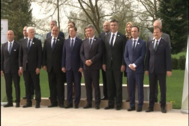 Joksimovićeva: JA VAM ČUVAM LEĐA! Plenković: ONDA SAM MIRAN!