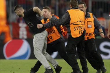 UEFA kažnjava Bajern!