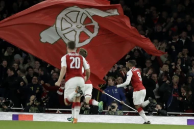 (VIDEO) SVI KAO JEDAN U REŽIJI ARSENALA: Koji gol vam je lepši?