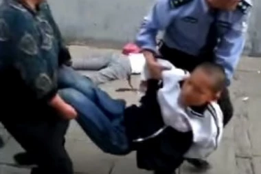 BROJKA RASTE: U Kini preminulo devetoro dece nakon napada nožem!