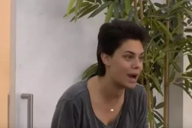 Mina saznala da je njena majka u vezi sa ocem Aleksandre Subotić: Njena reakcija će vas zaprepastiti