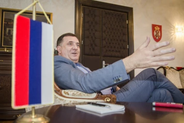 Neće biti vojske na granici Srbije i Srpske: Dodik kategorički odgovorio na Komšićevu inicijativu