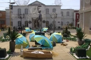 Zadrugari poskakali iz šatora, Veliki šef ih "iznenadio" OVIM!