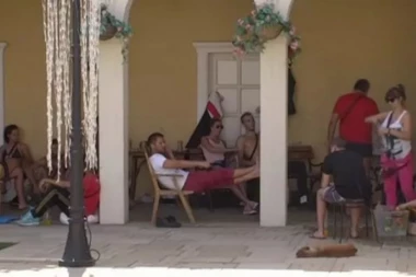 Dok zadrugari roštiljaju, Sloba i Luna ovo rade!