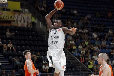 ŠESTO SLAVLJE: Partizan "zakucao" Vošu, Novica se vratio