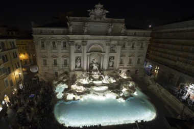 Fontana di Trevi! Najposećenija atrakcija u Rimu kojoj niko ne može da odoli