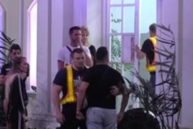 (VIDEO) Sloba podivljao KADA SU GA NAPALE OBE NJEGOVE ŽENE!